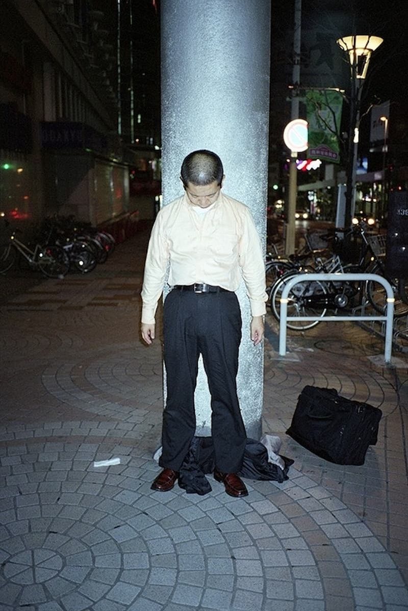 # 別人笑我酒醉行為太瘋癲，我笑他人時尚品味看不穿：拍下日本街頭最時髦「醉人」的 Pawel Jaszczuk 2