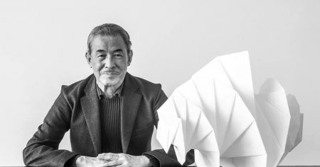# 設計傳奇三宅一生享壽84歲，用半個世紀永遠改變時尚史：Issey Miyake「我想做的並不是給有錢人穿的衣服」