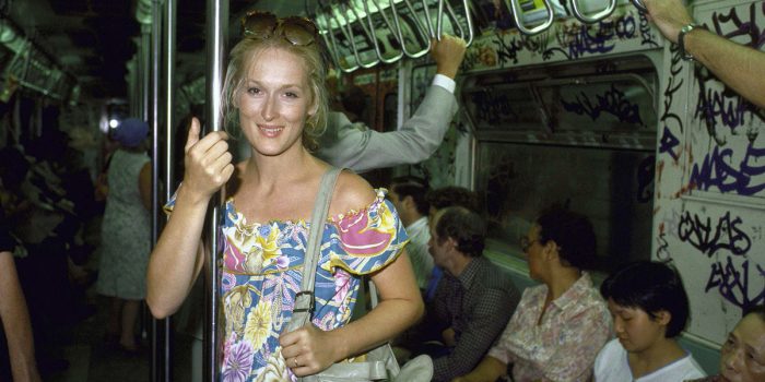 # 那些地鐵上拍到的明星們，以後通勤不要再滑手機了：有的巨星愛搭地鐵，有些則寧可吃「Subway」