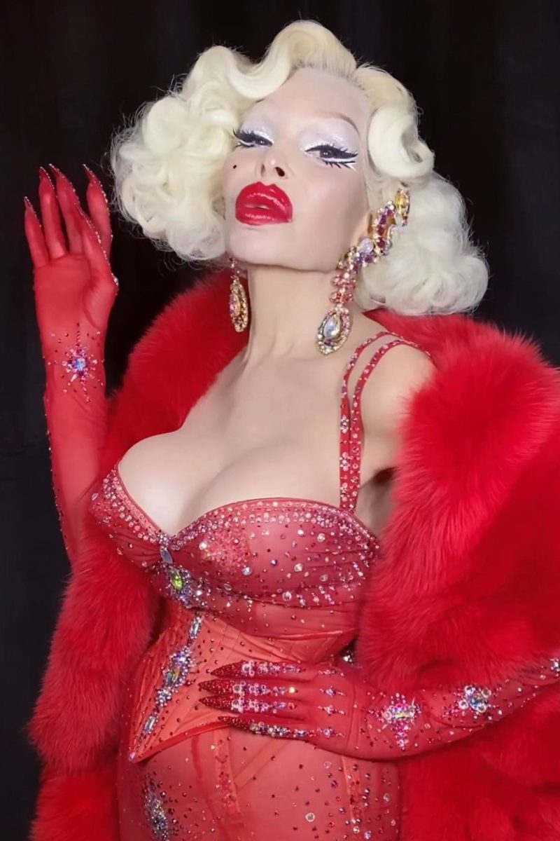 # 巴黎世家秀上的那個女人，有著「全世界最貴的身體」： 時尚圈大人物的靈感繆思，紐約跨性別傳奇 Amanda Lepore！ 35