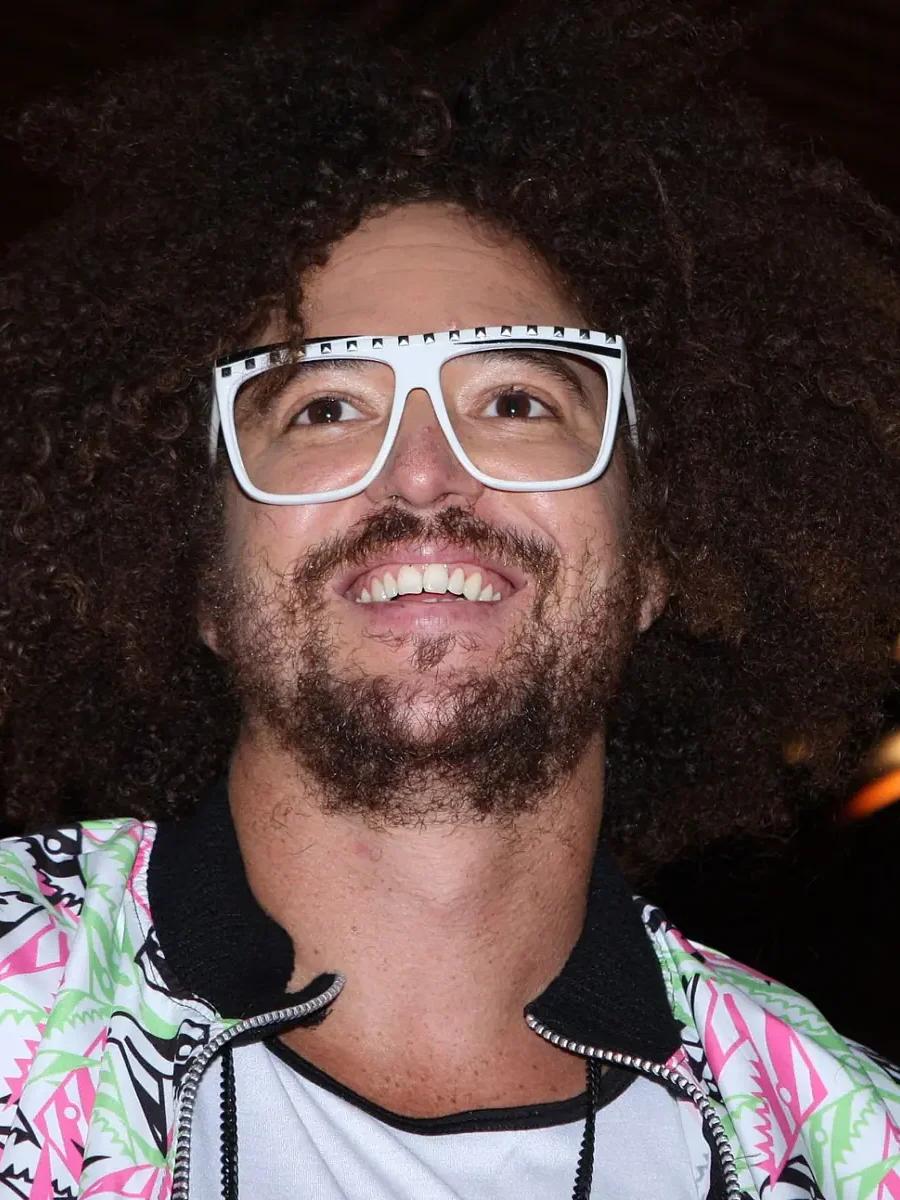 # 曾經他讓全世界瘋跳「鬼步」，如今卻成為職業網球選手：LMFAO 的 Redfoo 15 年過去，換的只有手上的球具？ 12