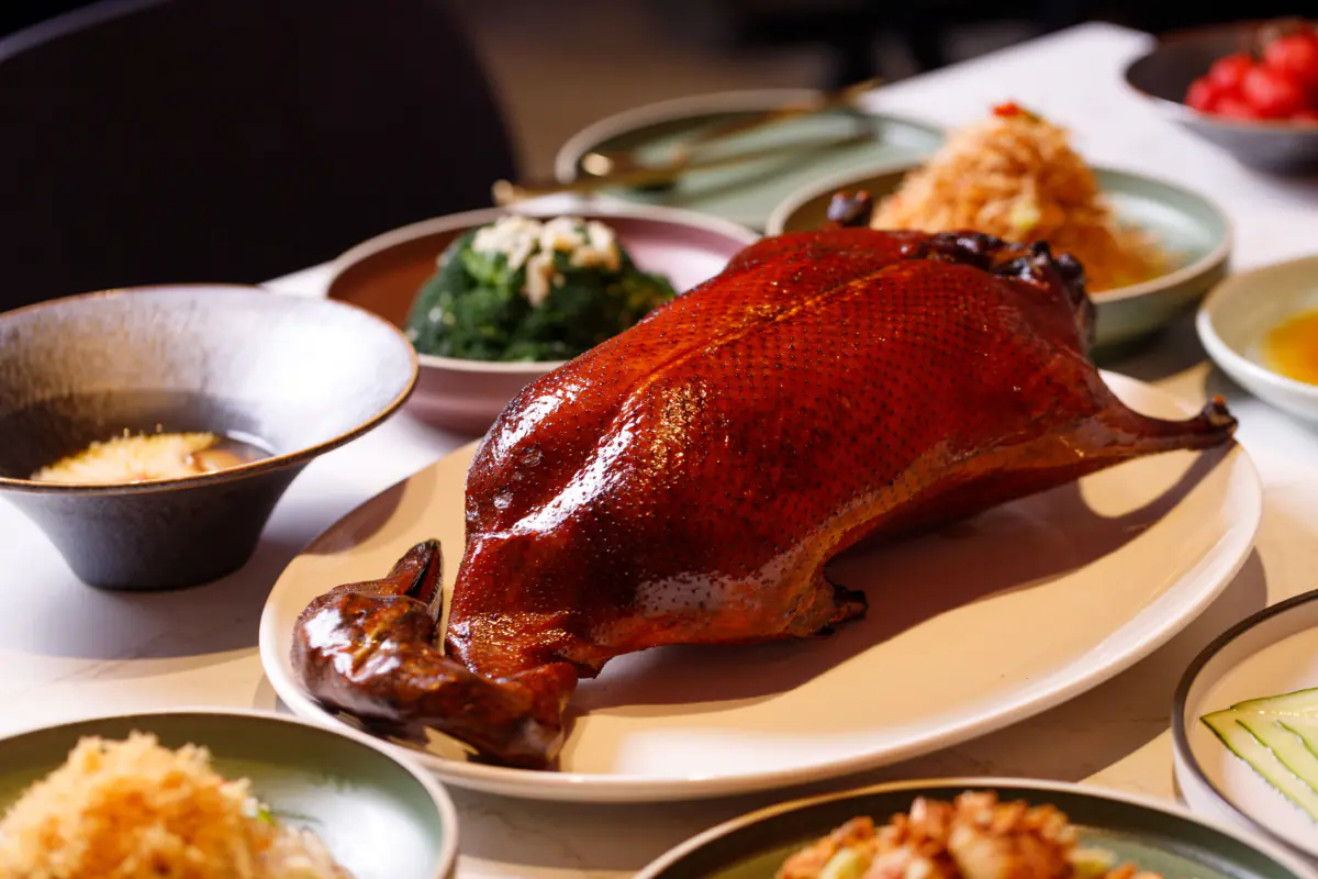 # 40 年粵菜名店「九華樓」正式插旗台中:當侘寂美學遇上跳跳糖和片皮烤鴨,必點六道料理推薦! 15 # 40 年粵菜名店「九華樓」正式插旗台中:當侘寂美學遇上跳跳糖和片皮烤鴨,必點六道料理推薦! 15