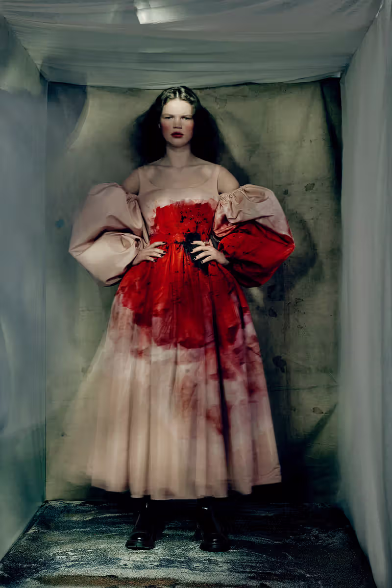# 連 Margiela 都要找明星代言!大品牌面對流量也只能妥協:品牌首次合作明星,為什麼是 Miley Cyrus? 17 # 連 Margiela 都要找明星代言!大品牌面對流量也只能妥協:品牌首次合作明星,為什麼是 Miley Cyrus? 17