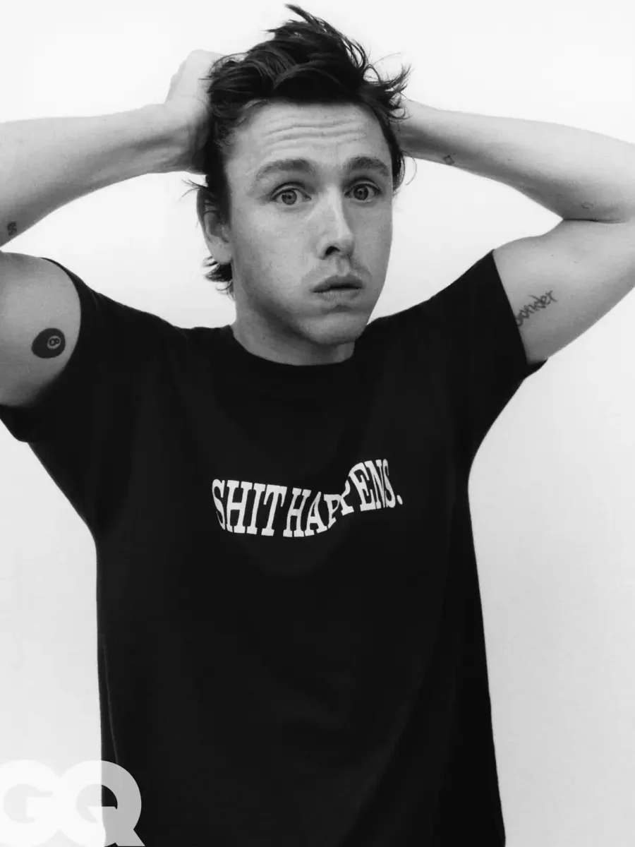 # 29歲的帥哥演員跑去拍電影，把「廢才」人生拍的打動人心 ： Harris Dickinson《廢才之道》，有些掙扎只有「廢」才知道 38